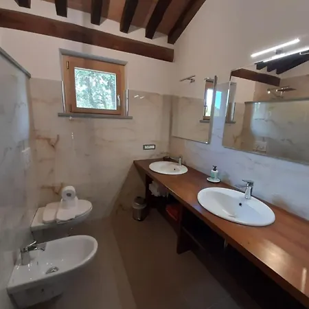 Mit Terrasse By Interhome 萨塞塔